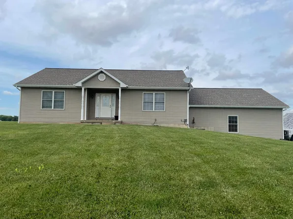 11753 Old State Rd, Carlyle, IL 62231