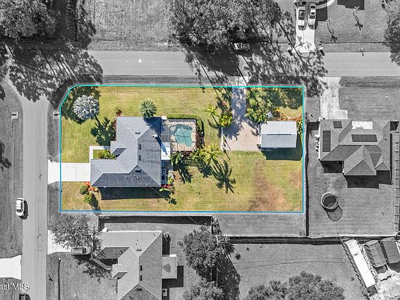 2nd image of 400 Helicon Ave NW