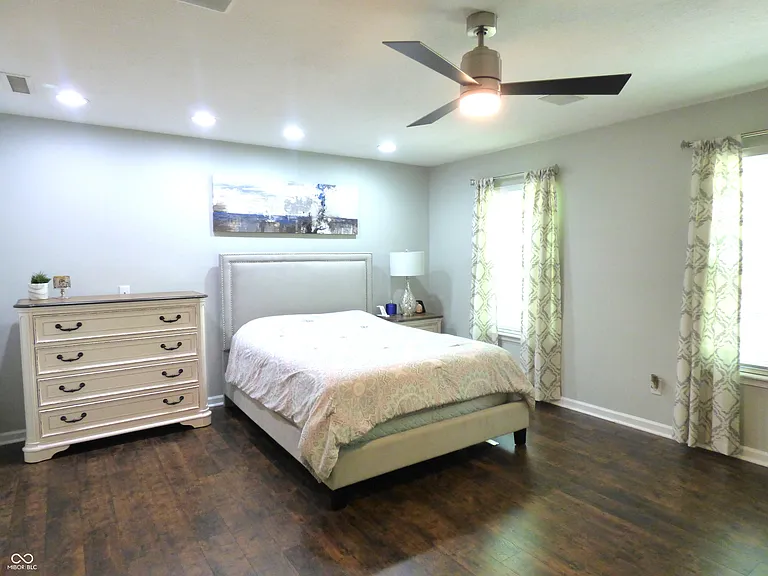 5677 Trammel Ct — Photo 16
