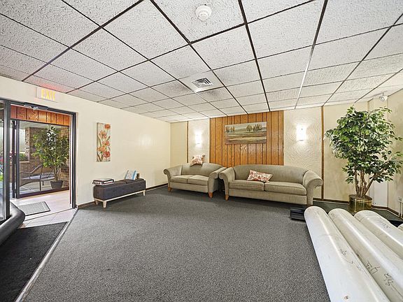3rd image of 9377 Landings Ln Unit 107