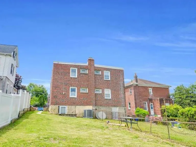 309 Montgomery Ave #A — Photo 8