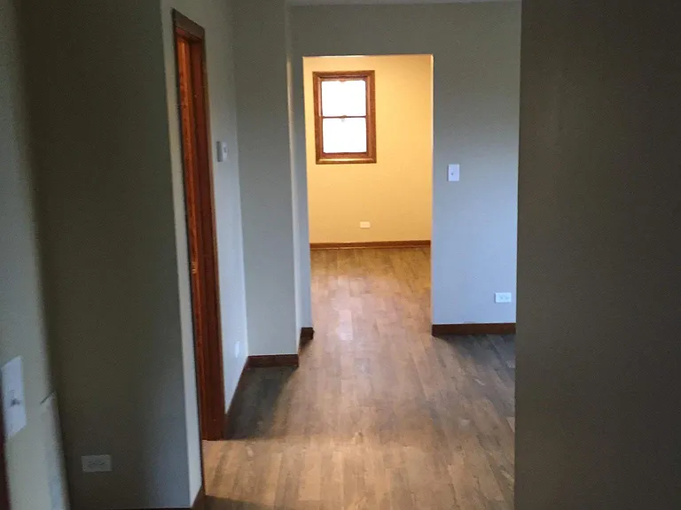 13933 Park Ave — Photo 7