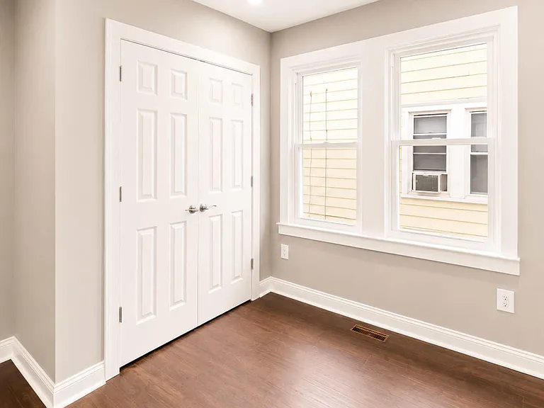 209 Woodlawn Ave — Photo 11