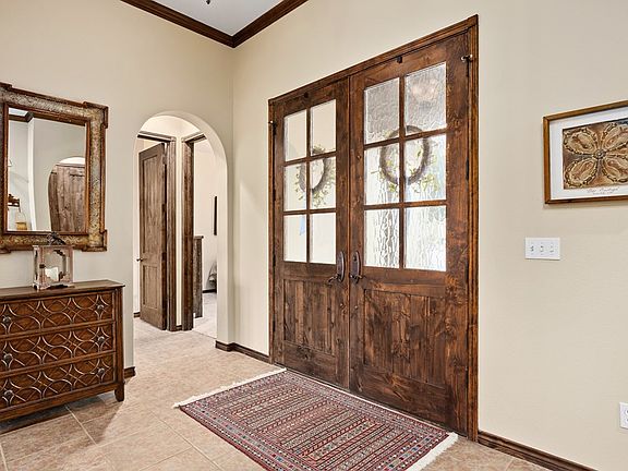2nd image of 3801-16 E Club House Rd