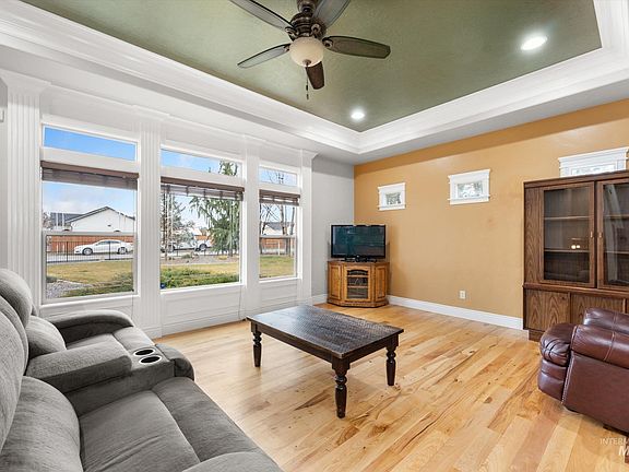 5th image of 26530 Noahs Landing Cir
