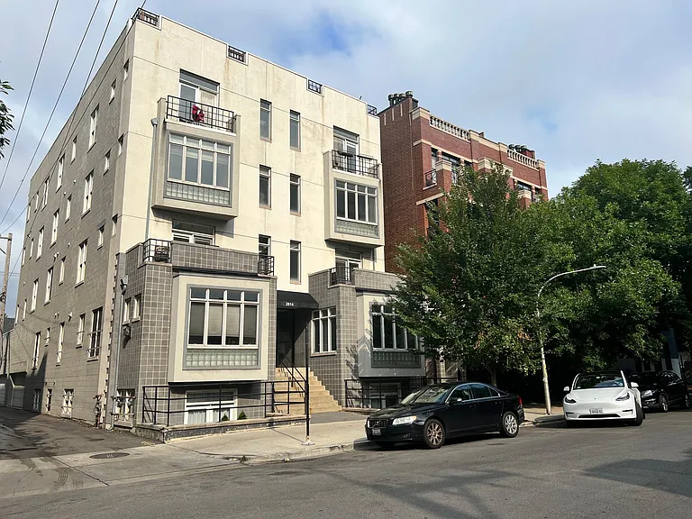 2814 N Sheffield Ave #1N — Photo 18