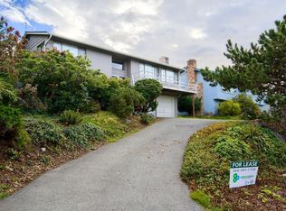 1901 Island View Pl, Anacortes, WA 98221