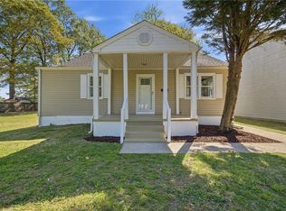 1432 Chestnut Ave, Chesapeake, VA 23325