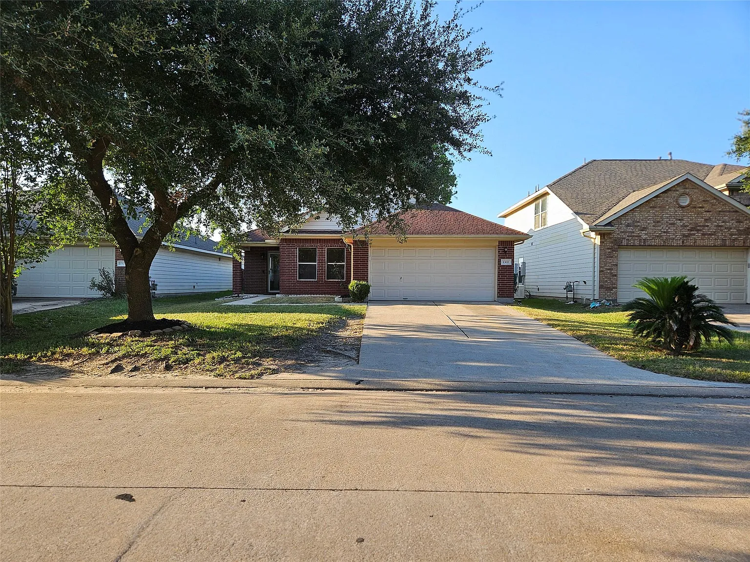 3 bed, 2.0 bath, 1453 sqft, $1,850 — Photo 2