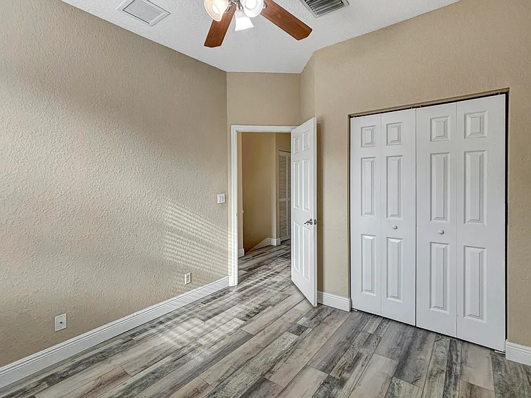 179 E Bay Cedar Cir — Photo 23
