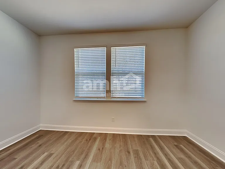 563 Plumeria Ln — Photo 7