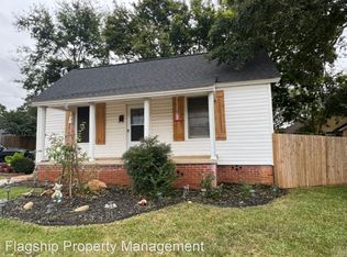 6 7th St, Greer, SC 29651