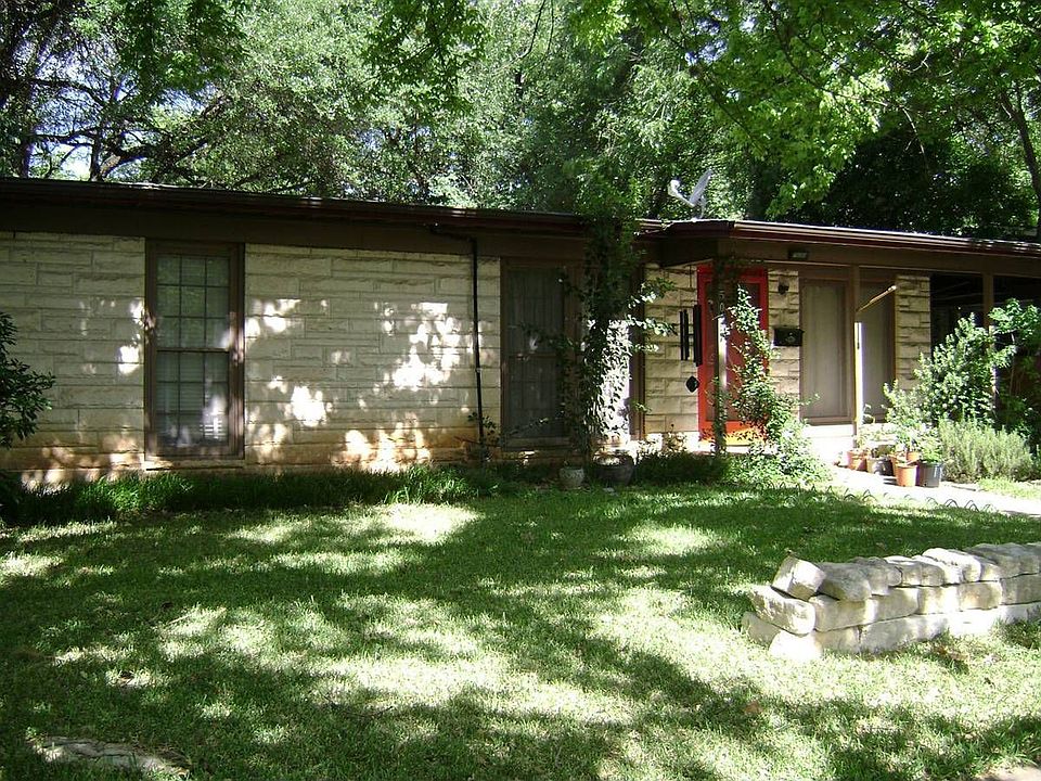 2nd image of 5002 W Frances Pl