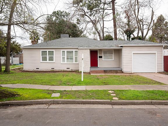 3rd image of 1211 Carlton Ave