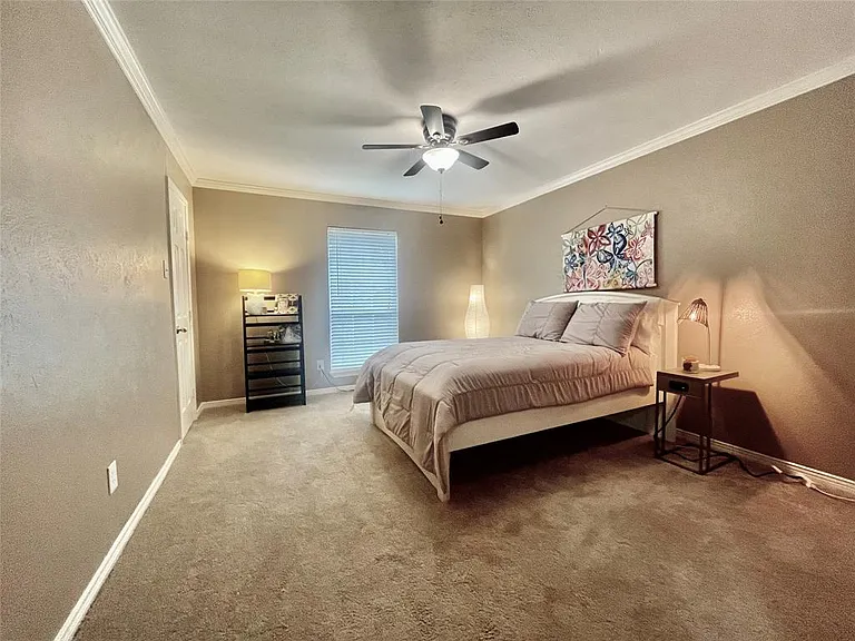 15542 Earlport Cir — Photo 11