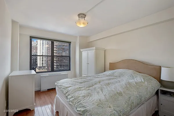 Sold by Corcoran | media 14