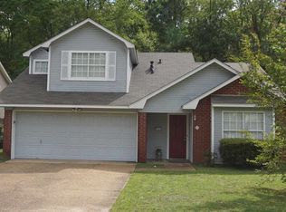 214 Lake Forest Ln, Clinton, MS 39056