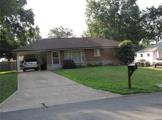 8910 Fox Park Dr, Saint Louis, MO