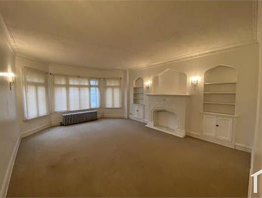 4th image of 8131 S Kingston Ave #1N