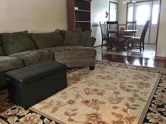 2nd image of 29 William St