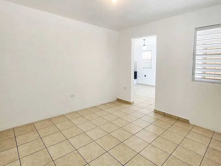 25-5B Bucare — Photo 7