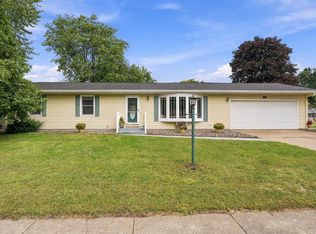 1470 Cummings Ave, Eau Claire, WI 54701