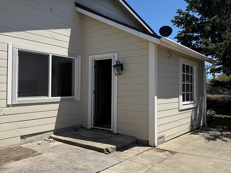 926 Main St — Photo 20