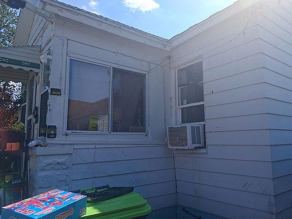 5th image of 2004 Marsac St