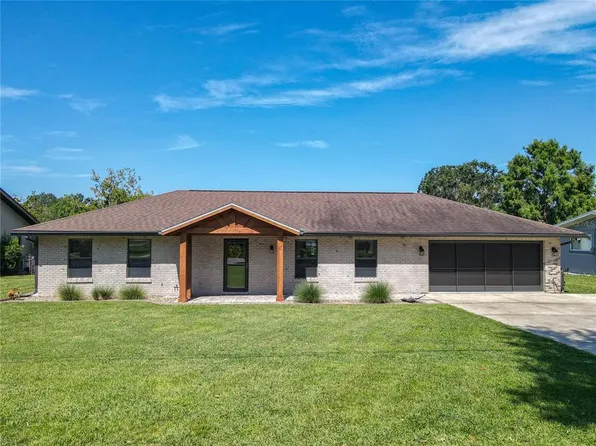 4820 Cypress Dr, Lake Wales, FL 33898