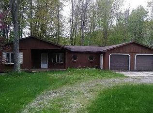 4783 Wildwood Dr, Gladwin, MI 48624