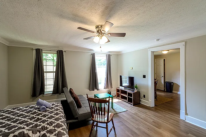 3416 Vetter Ave — Photo 4