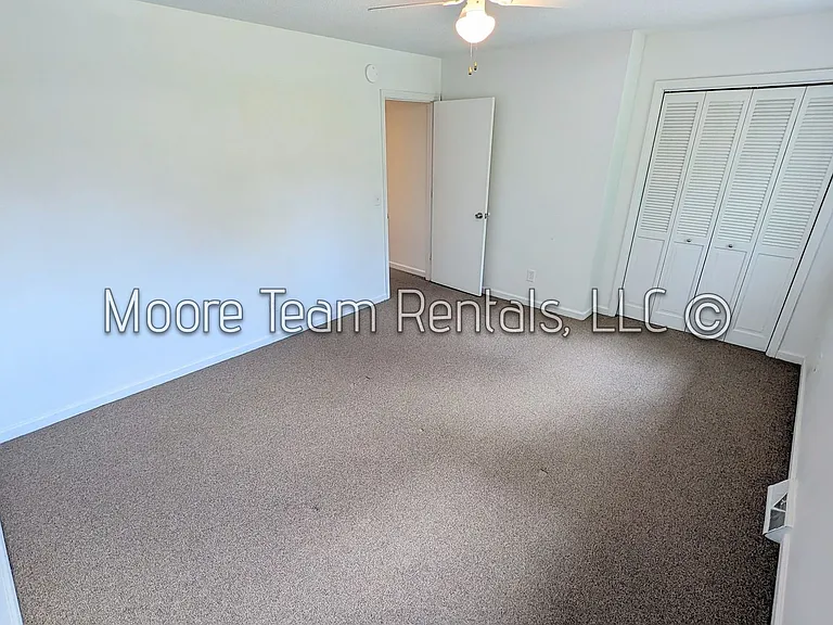 300 Morgan Rd — Photo 8