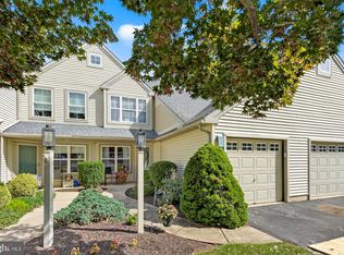 101 Hawk Valley Ln, Denver, PA 17517
