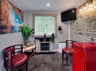 3953 206a St, Langley, BC V3A 7A8