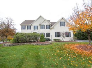 3435 N Bay Hill Dr, Upper Saucon Township, PA 18034