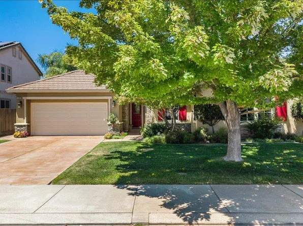 1751 Daniel Dr, Ripon, CA 95366