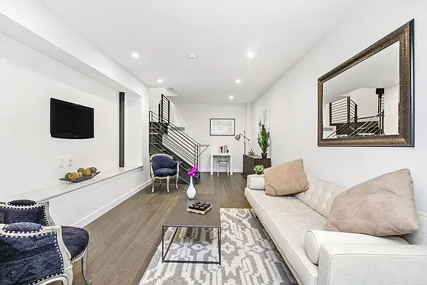 Rented by Compass | media 15