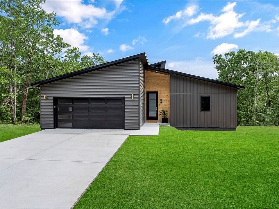 1st image of 31 Dunholme Dr