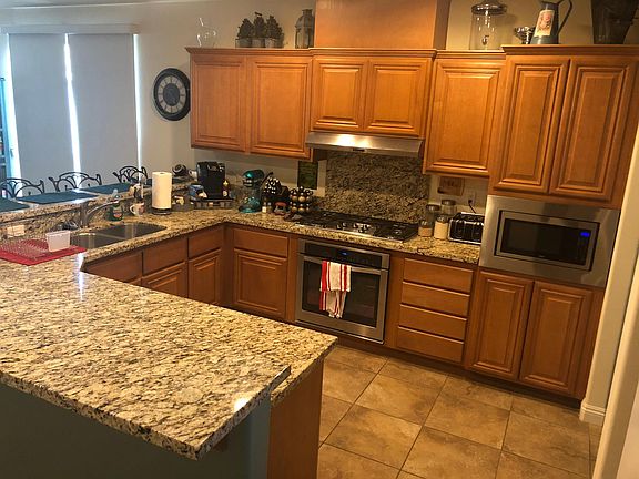 4th image of 1295 Heritage Dr