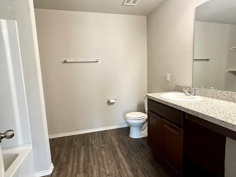 4310 Whisky River Dr — Photo 15