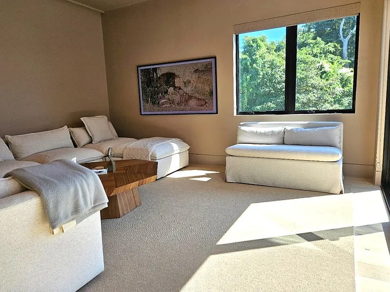 599 Peconic Bay Blvd — Photo 22