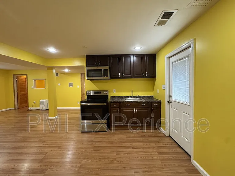3203 Amador Dr — Photo 26