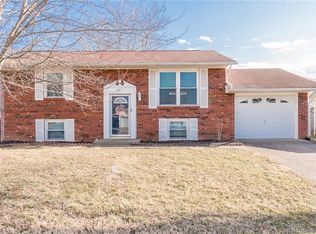 921 Capitol Hills Dr, Jeffersonville, IN 47130