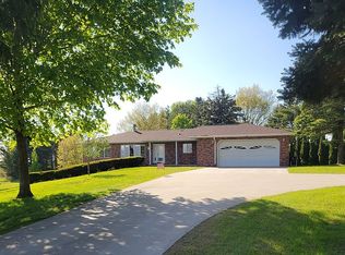 1639 Baxter Ave, Jesup, IA 50648