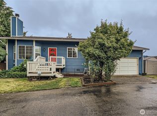 8001 NE 145th St, Kirkland, WA 98034