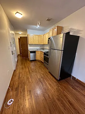 Rented by ERNY LLC | media 12