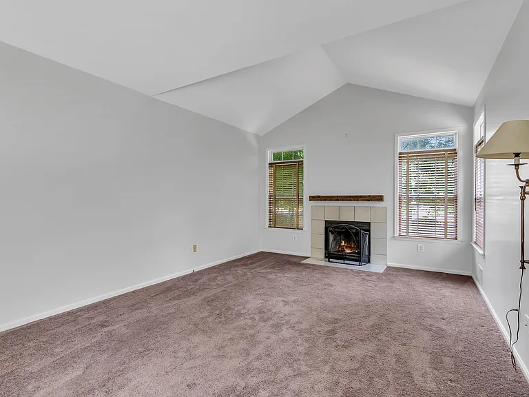 333 Nighthawk Ln — Photo 20