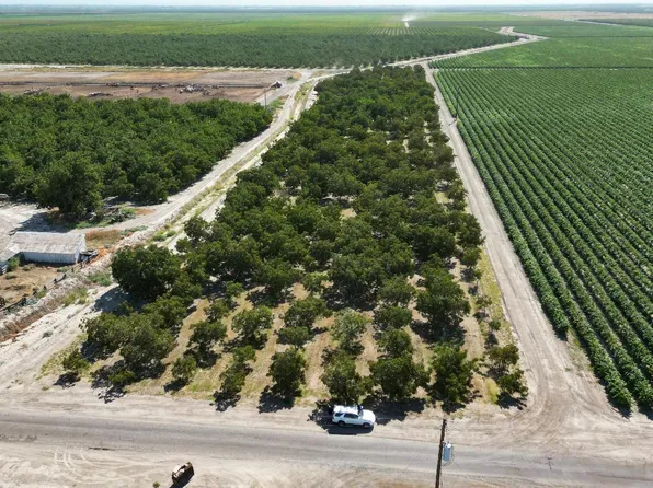 15648 S Dickenson Ave, Riverdale, CA 93656