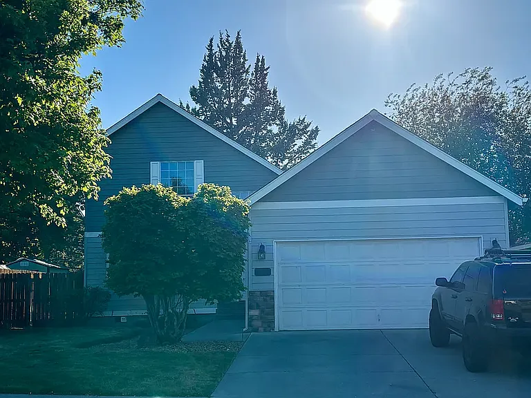 1275 NE Glacier Ridge Rd — Photo 1
