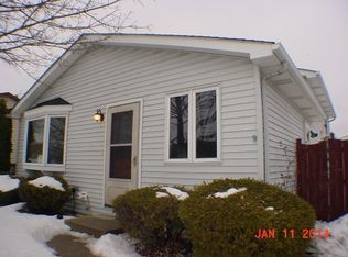 4104 Douglas Dr, Zion, IL 60099